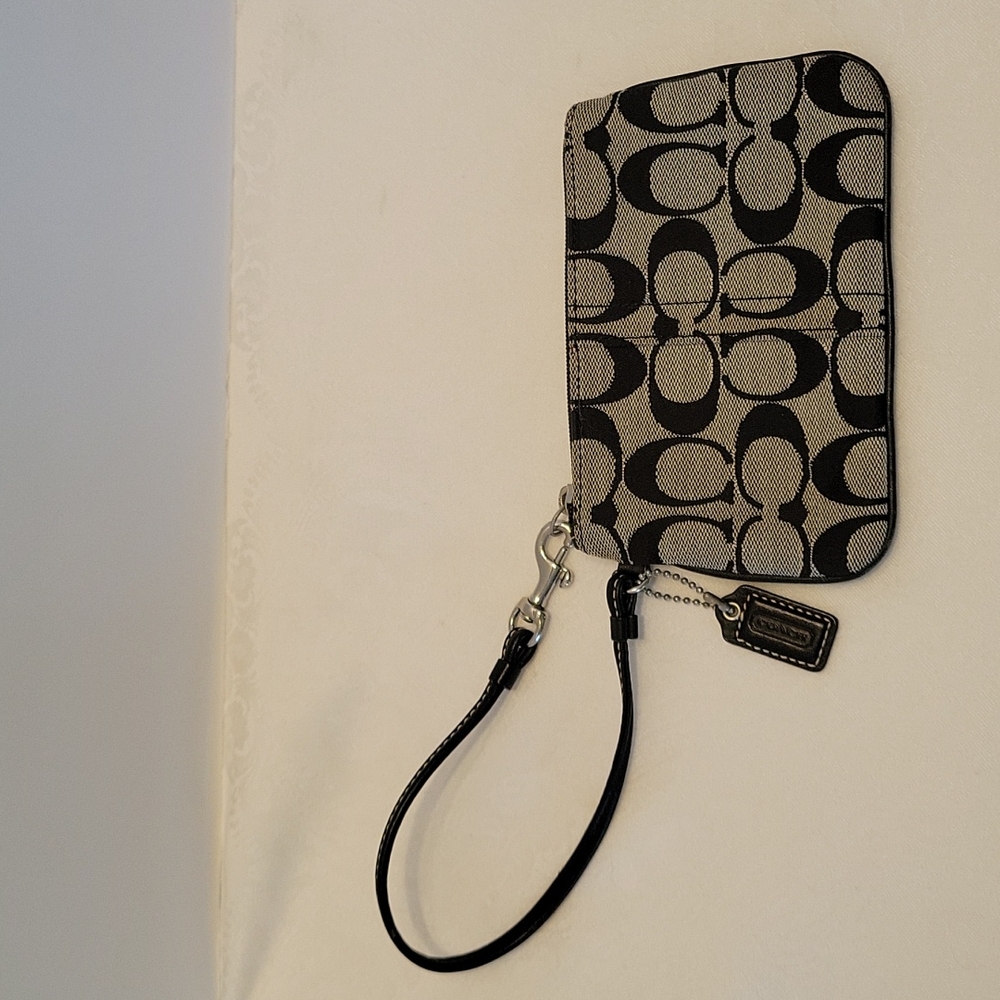 Coach wristlet gray and black